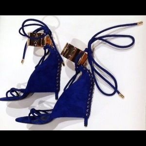 ****Authentic**** Tom Ford Suede Heel Sandal